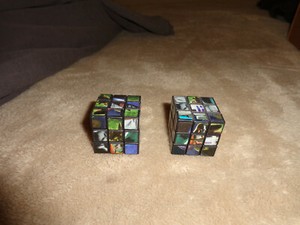 2 mini rubics cubes compatible with stars wars.