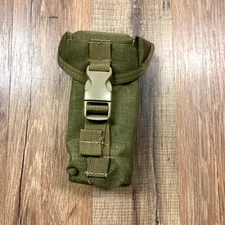 6076A Coyote/Tan Molle Grenade Pouch (smoke)