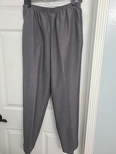 Alfred Dunner women's gray pull-on straight-leg pants made of polyester. 