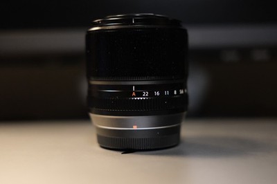 Fujifilm XF 60mm F2.4 R Macro Lens *WORKS BUT.... READ DESCRIPTION*