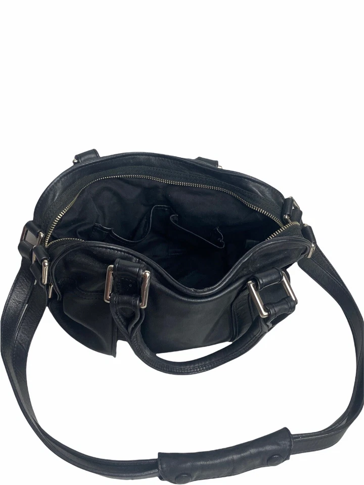 Bolsa de viagem KENNETH COLE New York couro preto com alça de ombro - Imagem 2 de 4