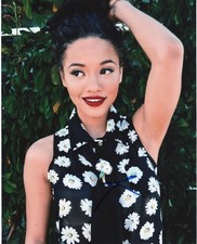 Kiersey Clemons Sexy Autographed Signed 8x10 Photo COA #J2