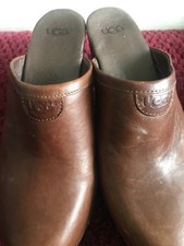 UGG Womens Brown Leather Mules Sheepskin Interior 9 M 3201 SR1
