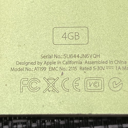 iPod Nano 2nd Generation Model A1199 Green 4GB For Parts Or Repair Needs Battery - Picture 4 of 7