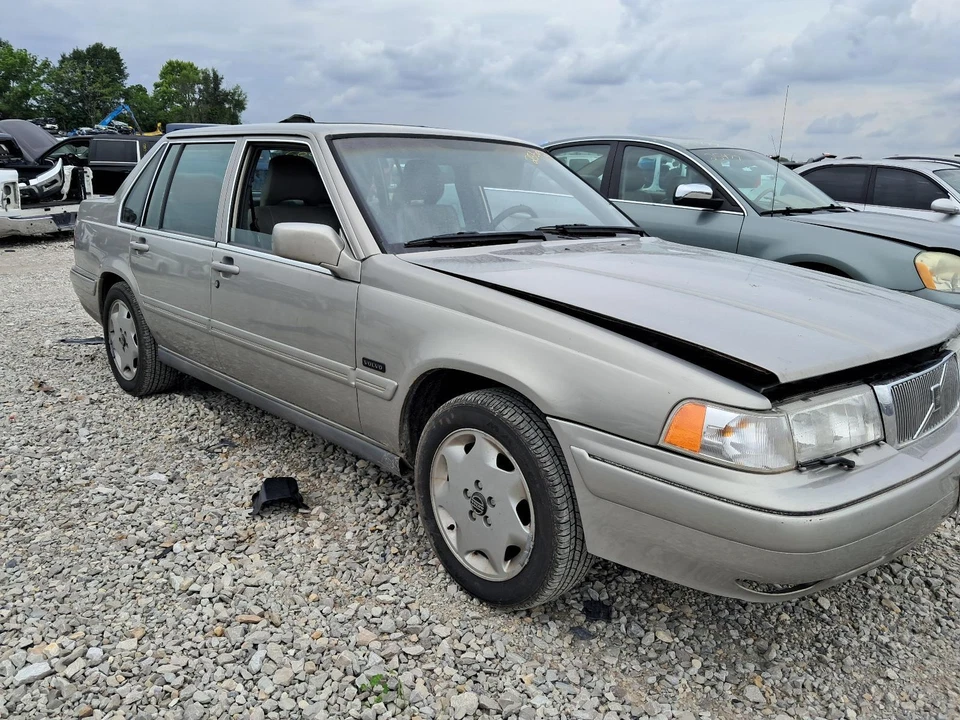 Used Front Grille fits: 1996 Volvo 960 Front Grade A Foto 3 de 4