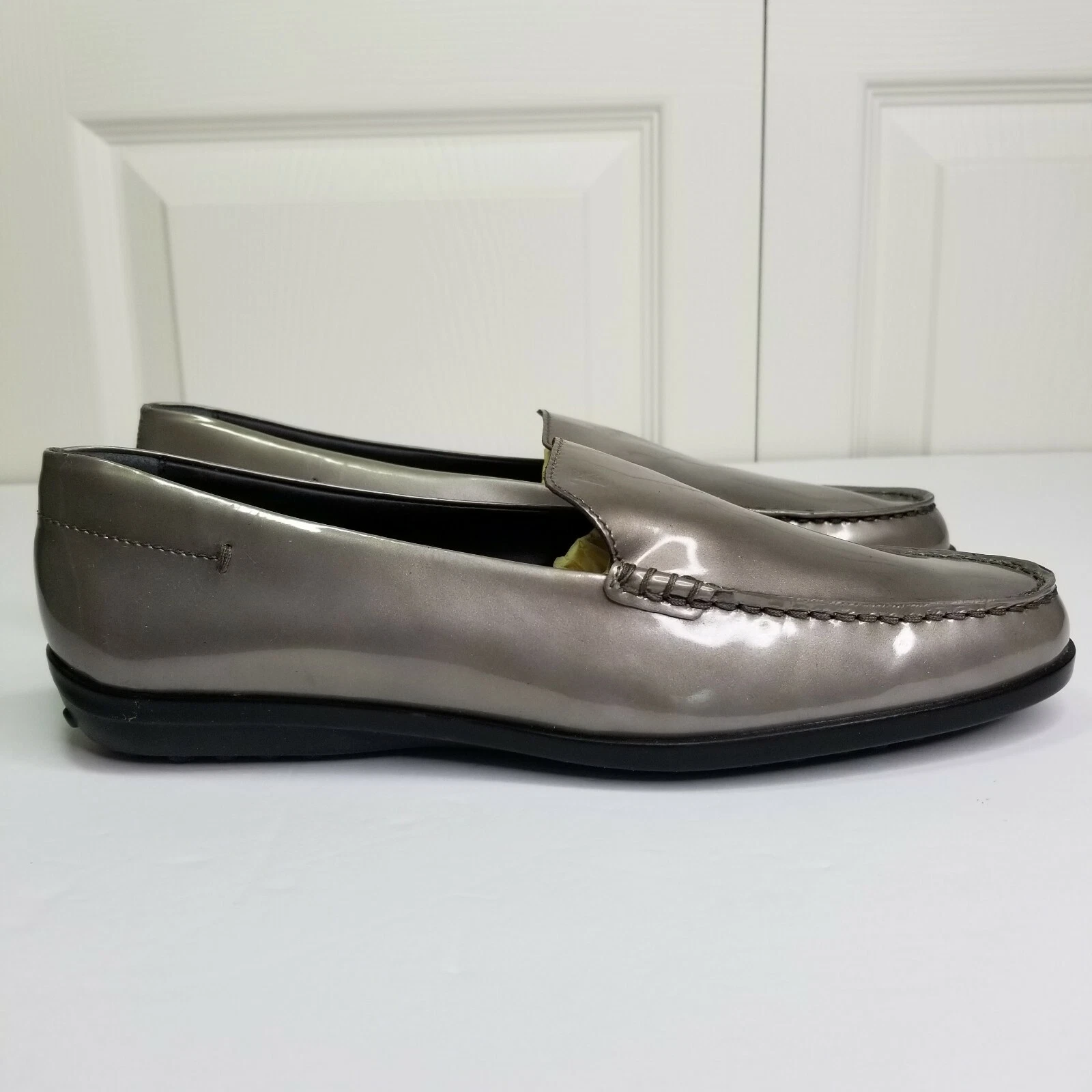TOD’S NUOVO Tod's 6.5 US 36.5 EU scarpe da guida in pelle verniciata mocassini grigio peltro Tods