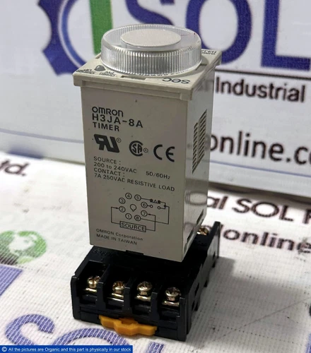 Omron H3JA-8A Solid-State Timer Relay 0-30 Second 240VAC W/ PF083A Socket