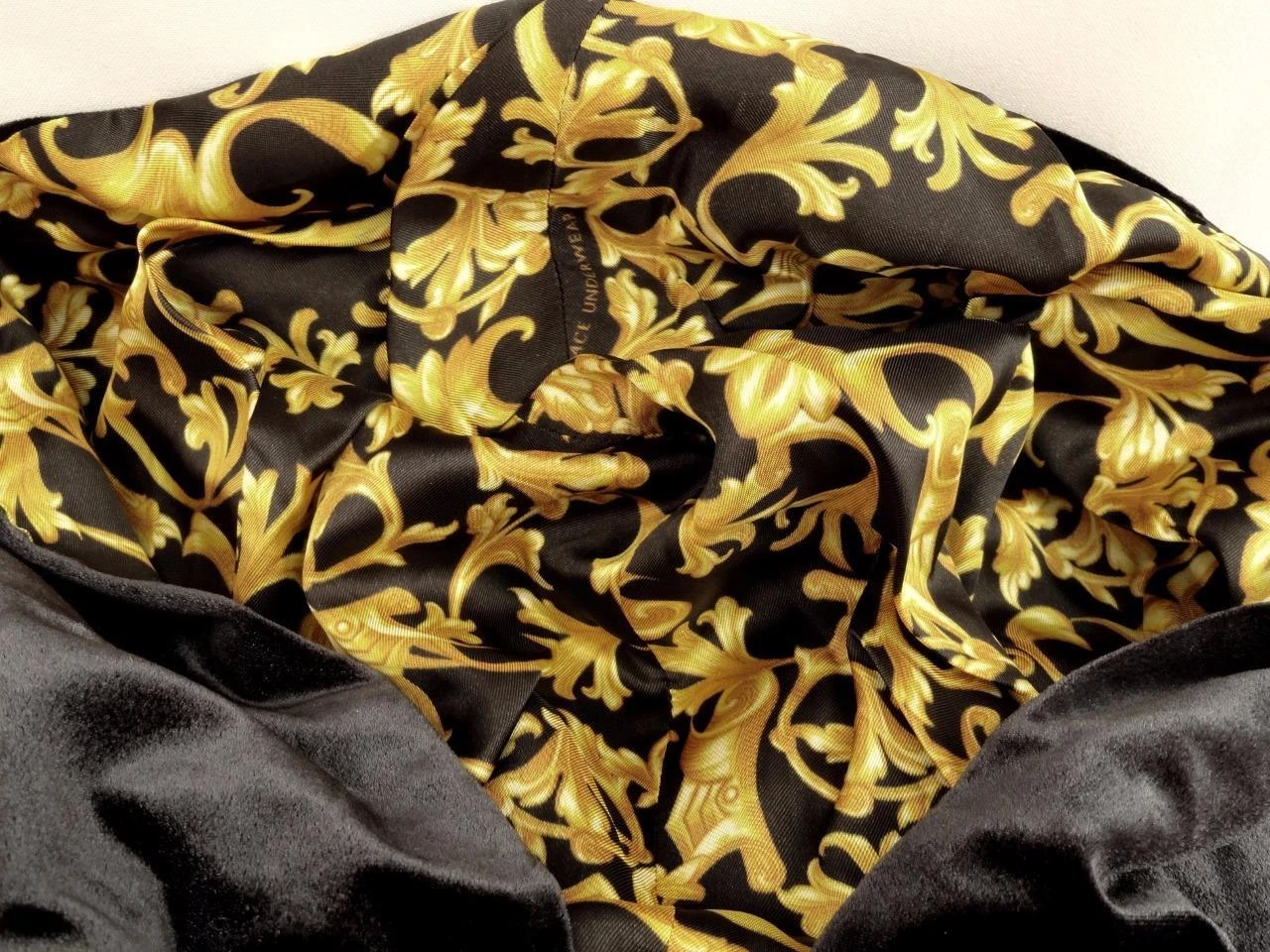 Giacca felpa Versace Medusa & Barocco velluto nero tg3 UK10 nuova originale felpa con cappuccio