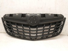 GRILLE VAUXHALL MOKKA 5 Door Hatchback 95249781 12-16