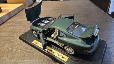 Maisto 1:18 Aston Martin DB7 Vantage Green Special Edition Diecast