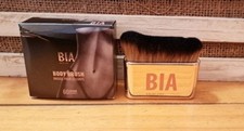 BIA Body Brush Bronzer Brush Brand New in Box