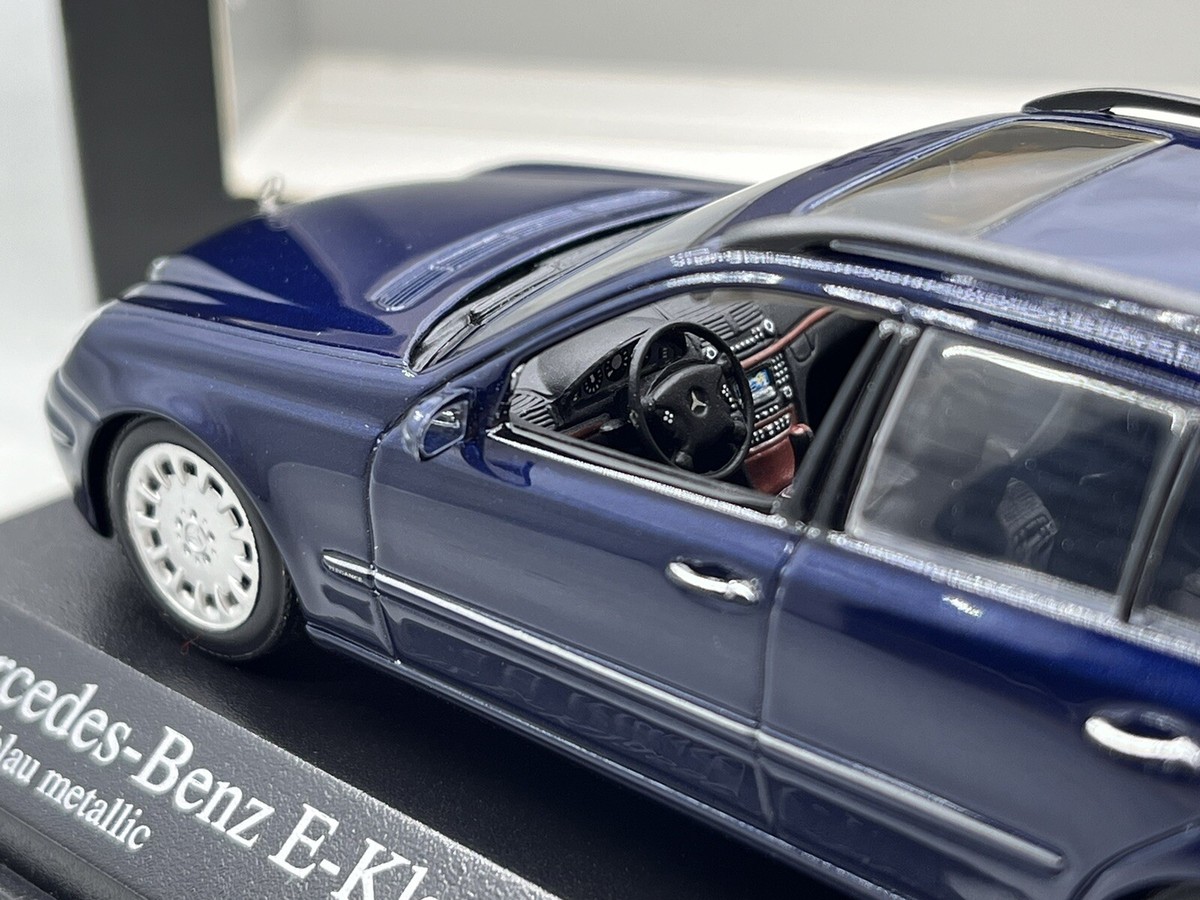 ミニチャンプス1/43 メルセデス・ベンツ Eクラス 2002年式 W211型 🇺🇦 1:43 Mercedes W211 2002 Minichamps 1/43 Melanit Black