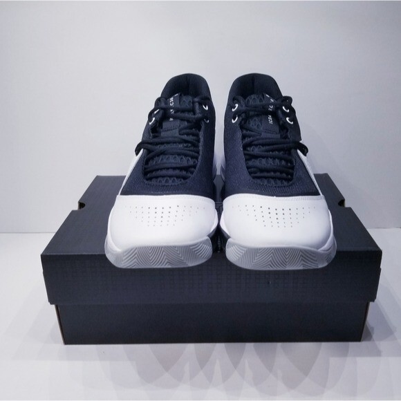 SAOLA Under Armour SC 3Zero 4 da uomo taglia 12