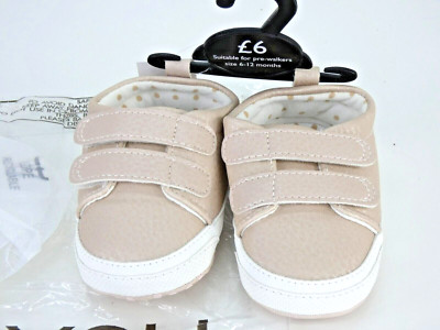 Next Baby Mädchen Schuhe Lauflernschuhe beige nude Klettverschluss Größe 6 12 Monate neu