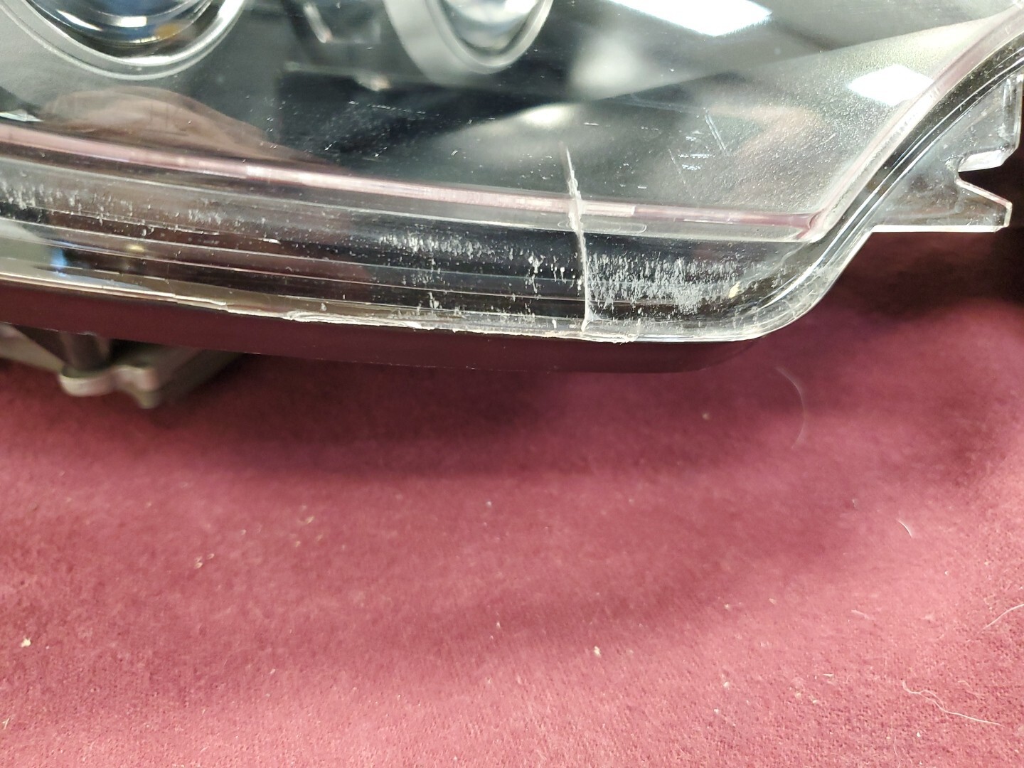 ASTON MARTIN HEADLIGHT RIGHT SIDE 2004 to 2012 Part # 4G43-13W029-CA OEM USED