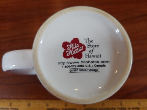 Vintage 1997 Hilo Hattie Store of Hawaii Hibiscus Souvenir Mug Island Heritage - Picture 8 of 8
