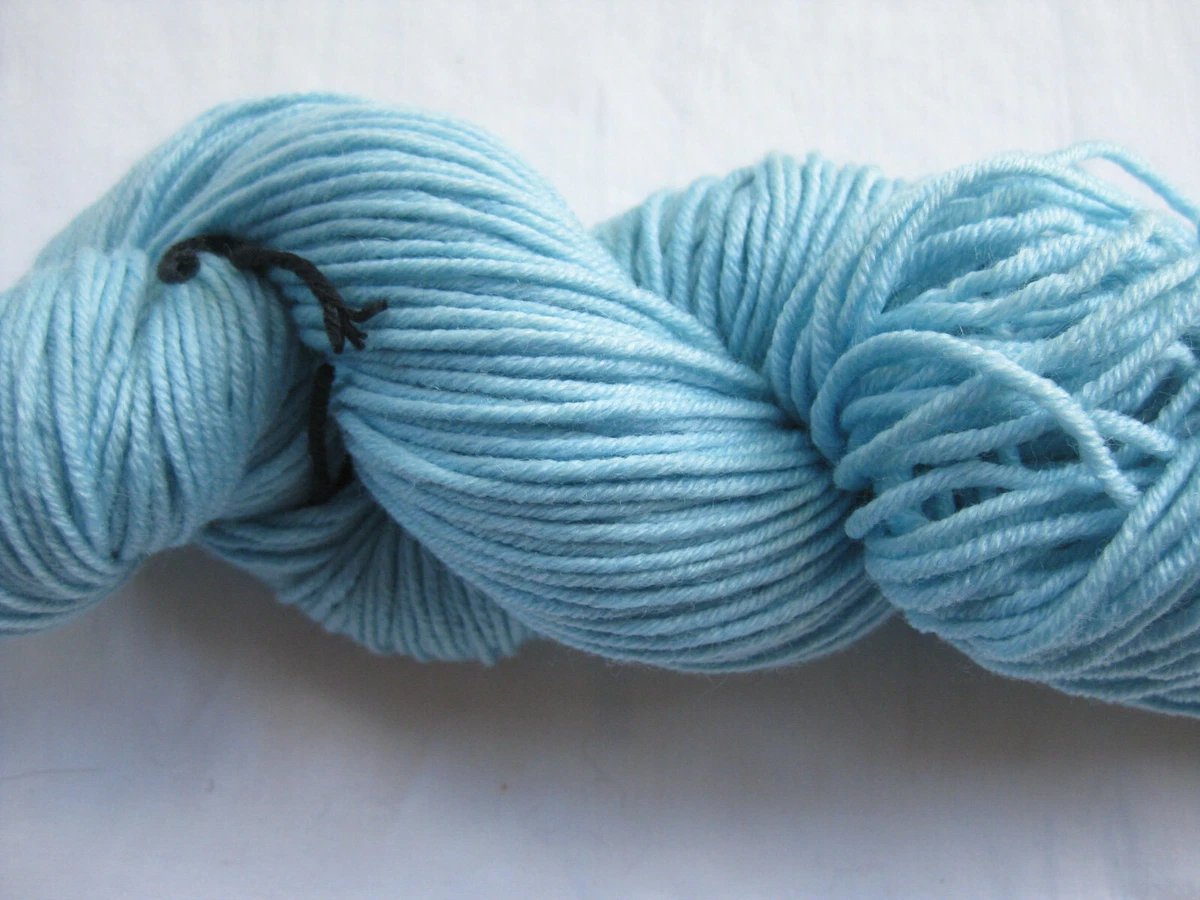 100gm Cashmere Silk Merino Wool 8ply Knitting Handdyed Yarn Aqua Blue 225m