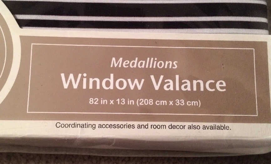 NIP Trend Lab Medallions Window Valance  Brand New In Package! - Image 3 of 4