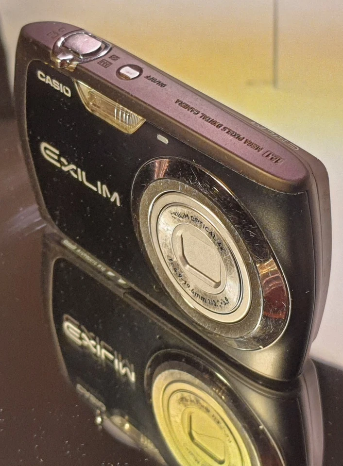 CASIO "EXILIM" EX-S8 BLACK 12.1MP Digital Camera NO BATTERY - Image 2 of 4