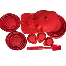 New Prepology 10-pc. Silicone Bowl, Colander and Kitchen Accessory Set RED