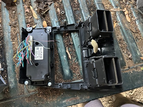 12 13 Subaru Impreza OEM AUTO CALENTADOR AIRE ACONDICIONADO CLIMATIZADOR CLIMATIZADOR CON BISEL DE VENTILACIÓN - Imagen 3 de 4