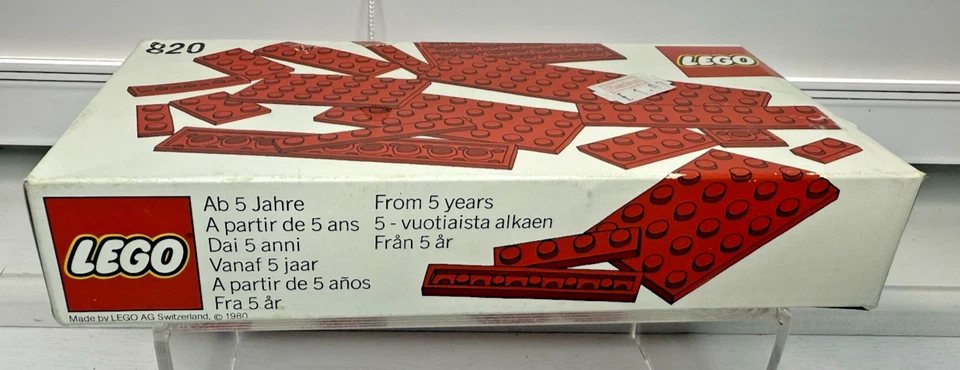 MISB VINTAGE 1980 LEGO RED BLOCKS SET 820 NEVER OPENED (E) - Image 4 of 4