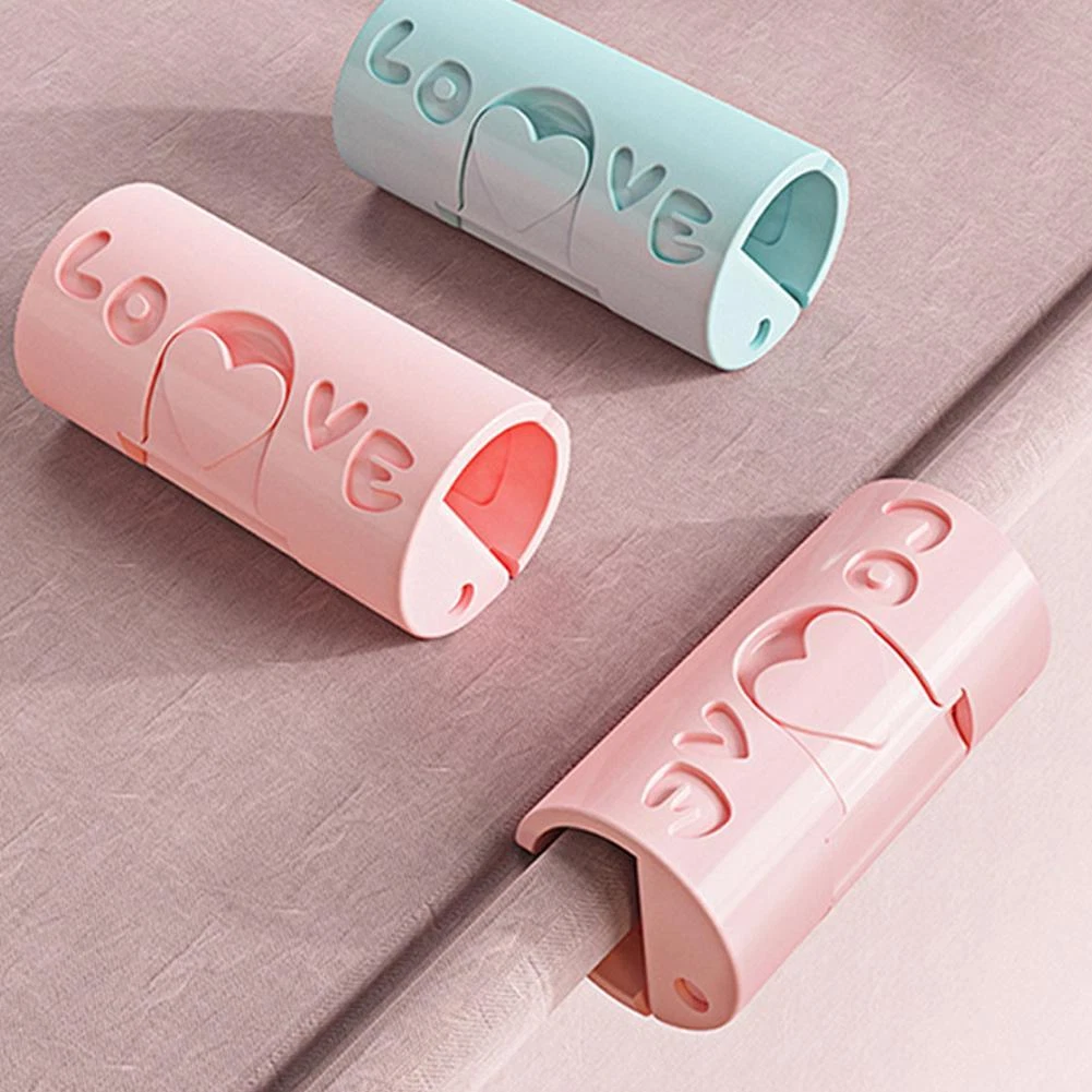 Bedspread holder for bed new arrivals