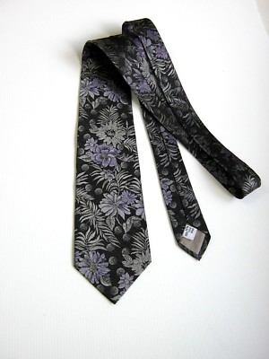 E'... GUIDO TONELLO Torino Vintage 80 SEIDE SILK MADE IN ITALY