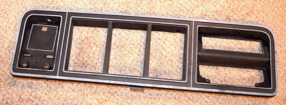 1975 1976 1977 1978 FORD F150 F250 DASH BEZEL TRIM CLUSTER SURROUND OEM Foto 2 de 4