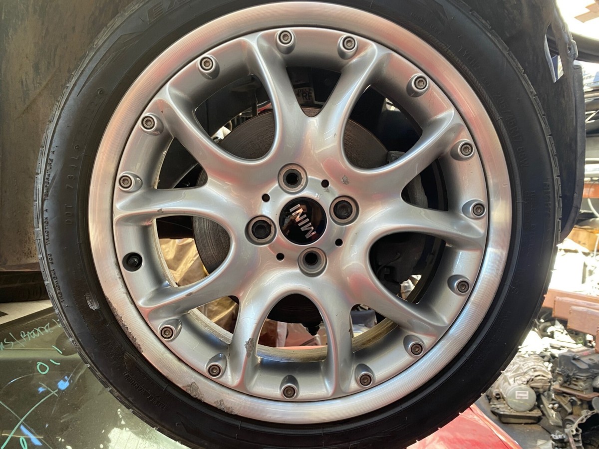 COOPER DESIGNS V1 　8’8″ × 22 7/8 × 3 Free Shipping! Cooper Zeon RS3-G1 All Season 255/40R18 99W