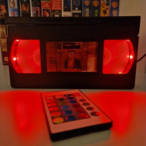 Música y Musicales LED VHS Novedad Cinta Luz Lámpara Cumpleaños Navidad Idea de Regalo Retro - Imagen 288 de 345