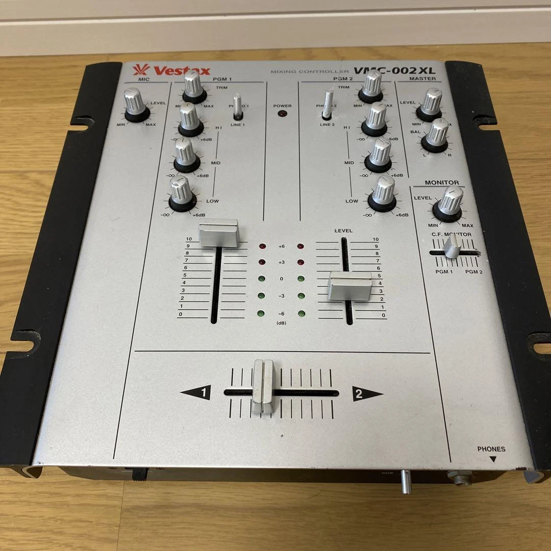 VESTAX VMC-002XL Dj mixer | eBay