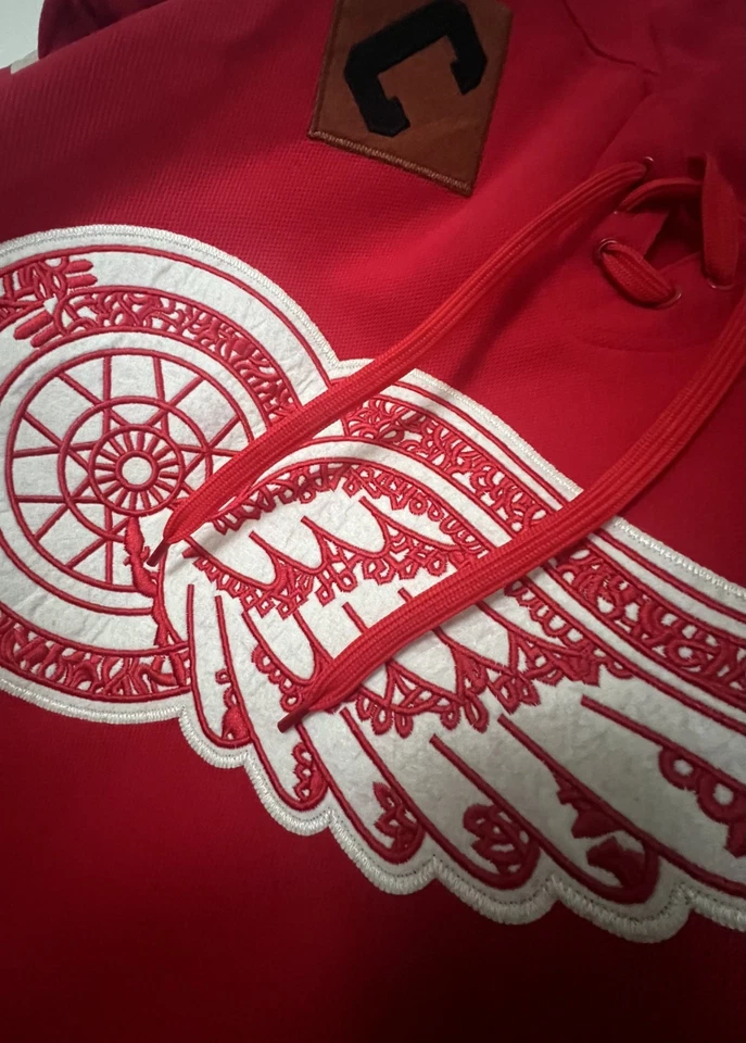 Detroit Red Wings #71 Dylan Larkin New Red Stitched Jersey Mens Size M (50) - Image 3 of 4