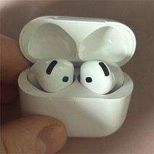 Apple AirPods Pro Wireless Bluetooth Earbuds White USB-C Charging Case