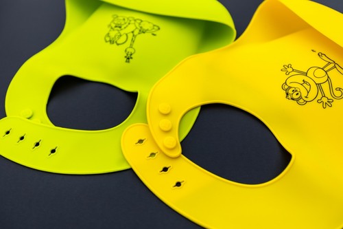 Yellow and Green Silicone Baby Bibs with Animal Cartoon Drawings - Picture 7 of 12