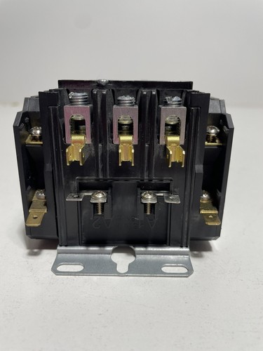 Square D 8910DPA33V02Y239 30A Definite Purpose Contactor - Picture 6 of 7