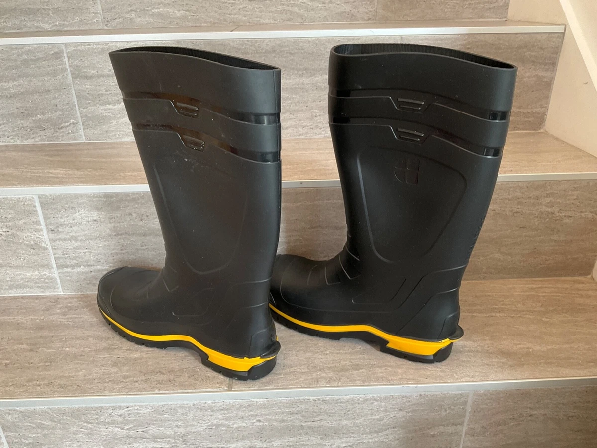 Steel toe rubber best sale shoes