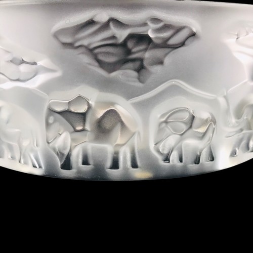 Baccarat Thomas Bastide Frosted Elephant Series Vase Made In France Glass Rare - Picture 2 of 8