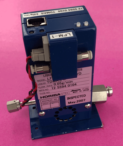 HORIBA STEC LF-F20M-A-EVD TDMAS Flüssigkeitsmassendurchflussmesser 0,05g/min 12 5595 0104 - Bild 2 von 4