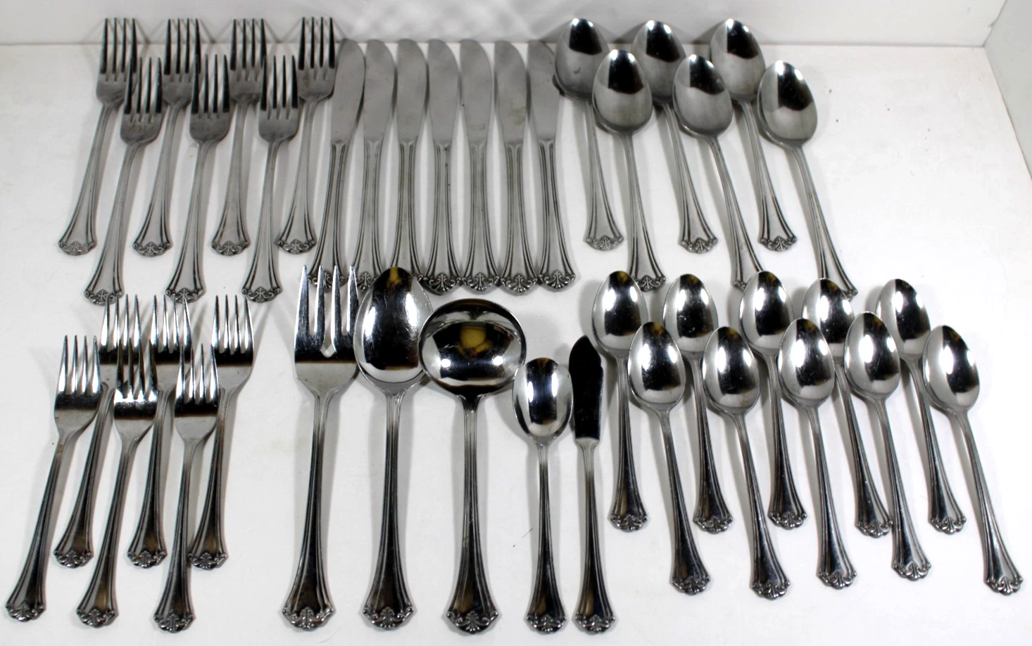 Reed & Barton Rebacraft L'Amour 41 Piece Stainless Flatware Made in Japan