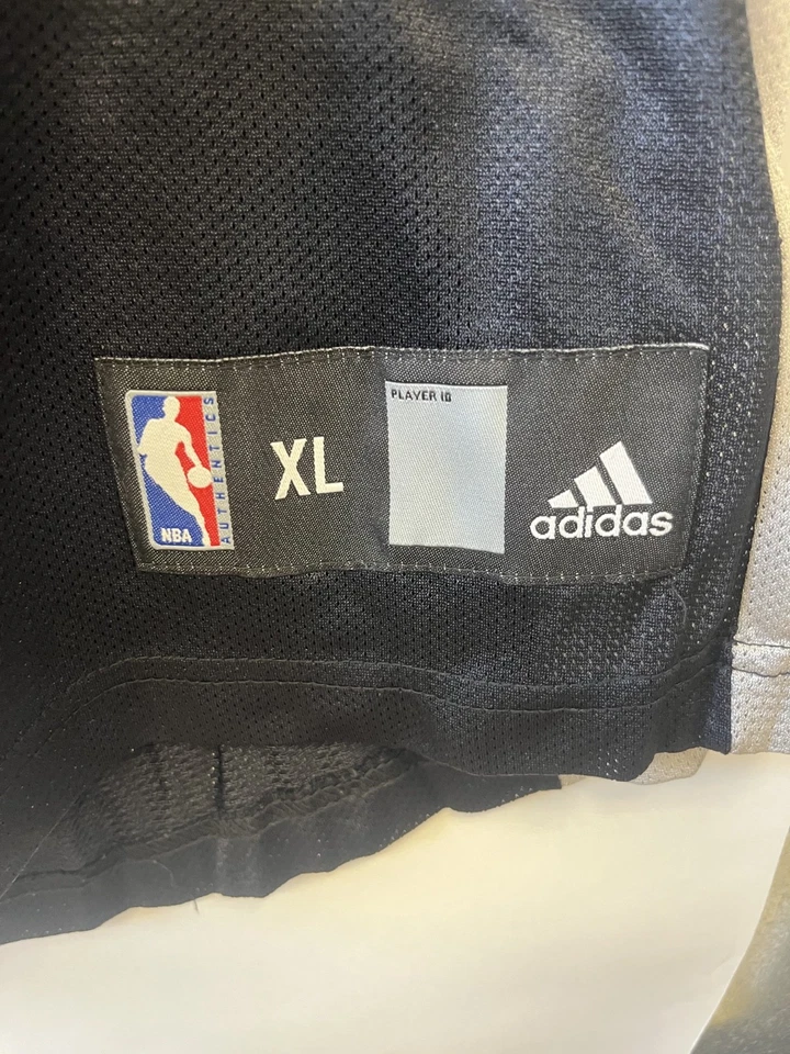 Camiseta Tony Parker #9 San Antonio Spurs Adidas Talla XL Negra DS26 Foto 3 de 3
