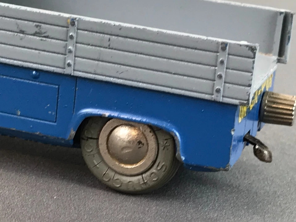 Schuco Micro Racer 1049 Alemania Occidental AZUL FORD FX 1000 cuerda SIN LLAVE Foto 4 de 4