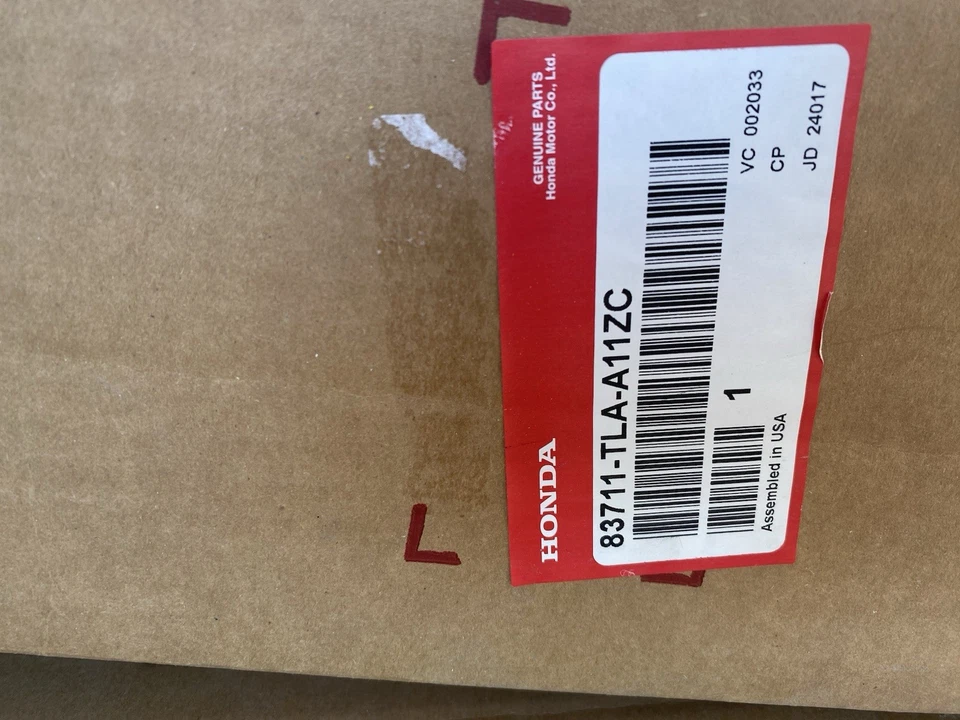 Door Trim Panel - Honda (83711-TLA-A11ZC)2017-2022 Honda CR-V - 83711tlaa11zc - Image 4 of 4