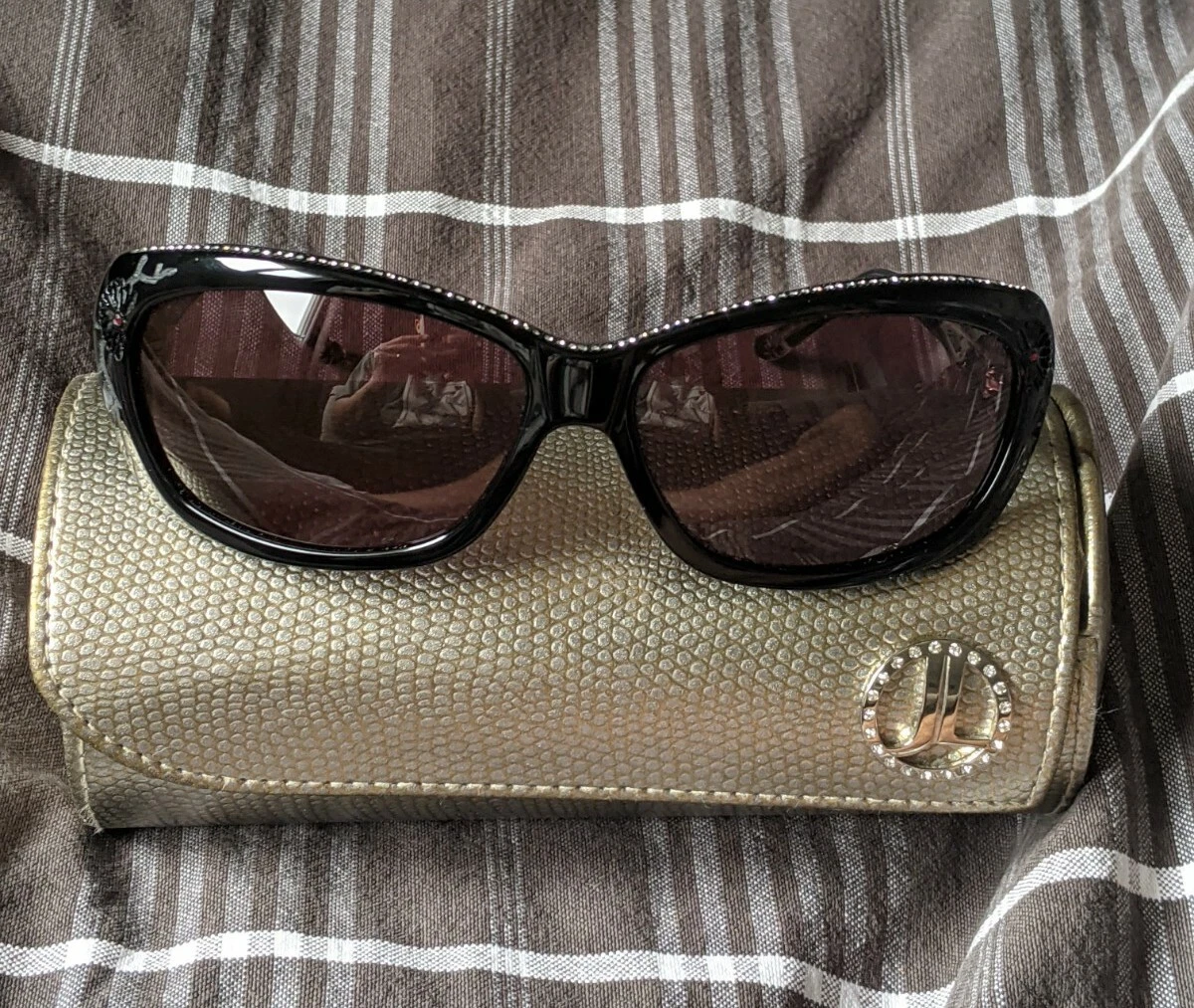 Judith Leiber Cat Eye Sunglasses for Women for sale | eBay display picture 2