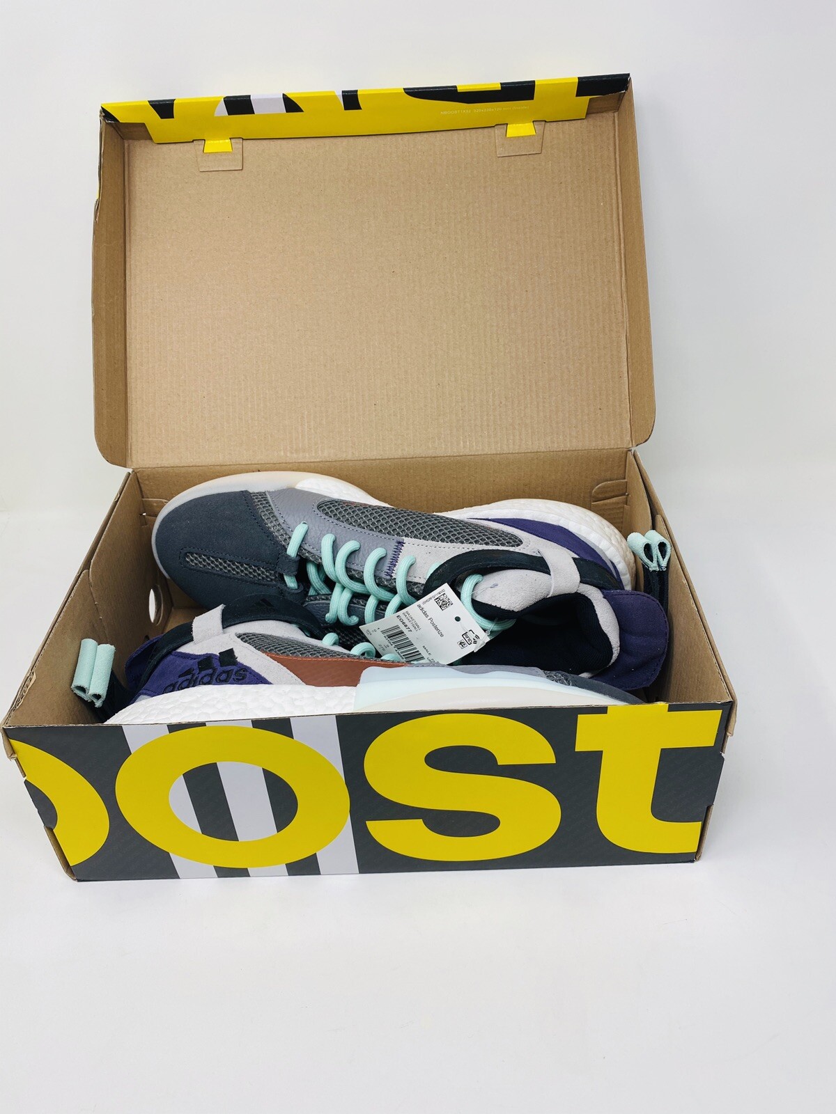 adidas posterize carbon