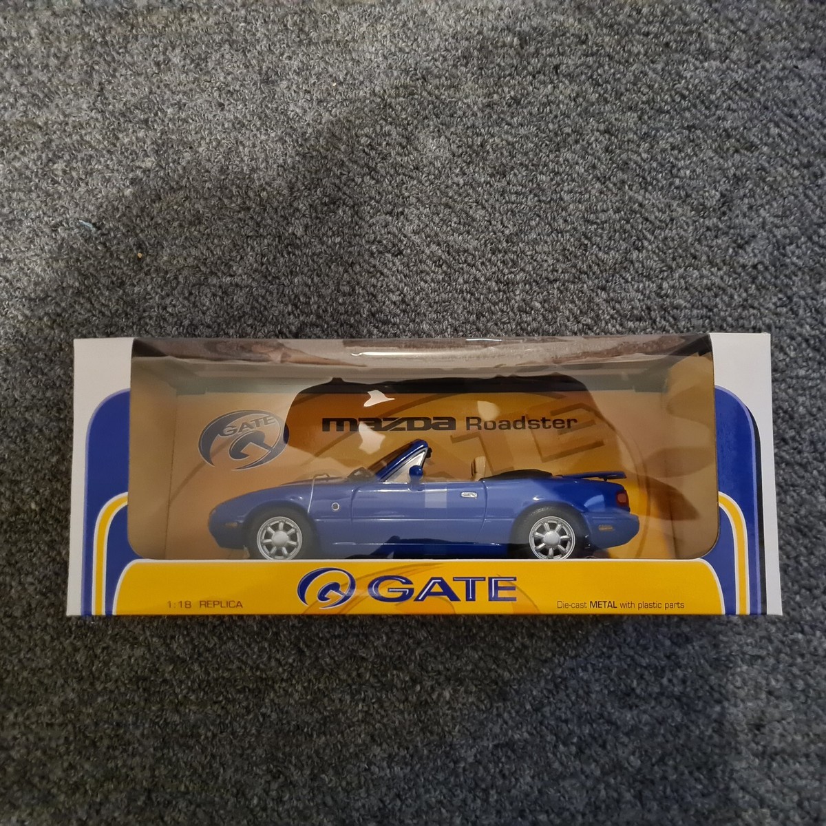 GATE製 Mazda MX-5 Miata NAロードスター 1/18スケール Gate Model Car Mazda Mx-5 Mx5 Miata Eunos Mariner Blue 1/18