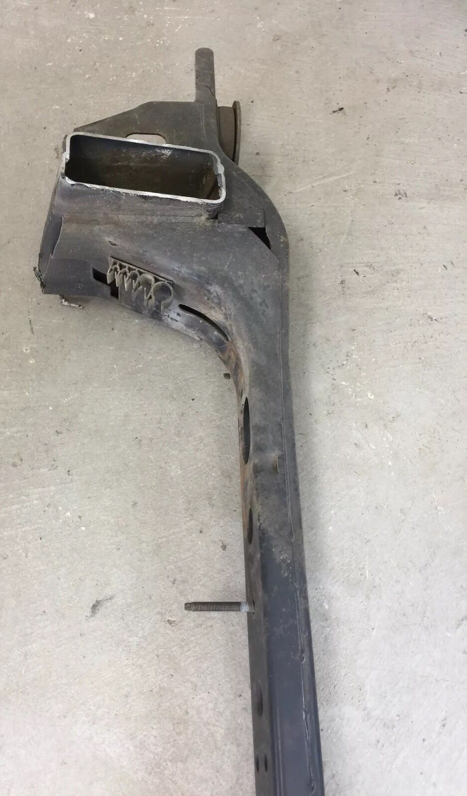 2008 Dodge Ram 1500 4x4 Quad Cab Cab Mount Frame Crossmember Cross Member