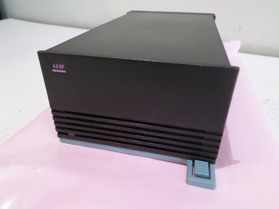 HP A3320A 4GB 7200 RPM Differential Fast Wide SCSI Hard Drive  A3320-60001 - Image 2 of 4