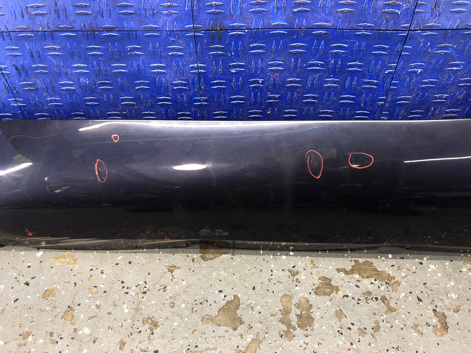 2006-2018 ASTON MARTIN VANTAGE V8 LEFT SIDE SKIRT ROCKER MOULDING BLUE SAPPHIRE