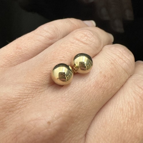 9Ct Yellow Gold 8mm Dome Stud Earrings - Picture 3 of 9